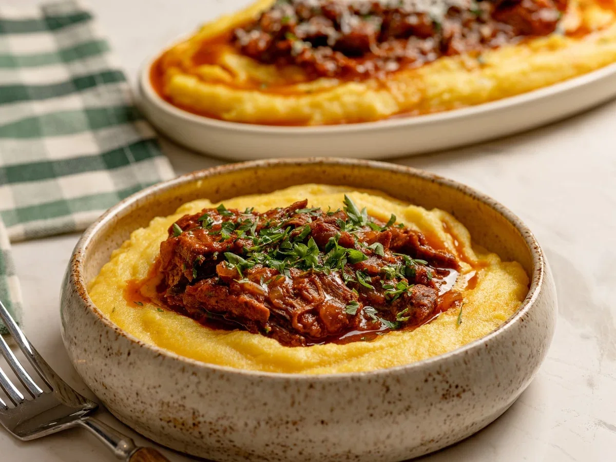 Polenta com Ragu
