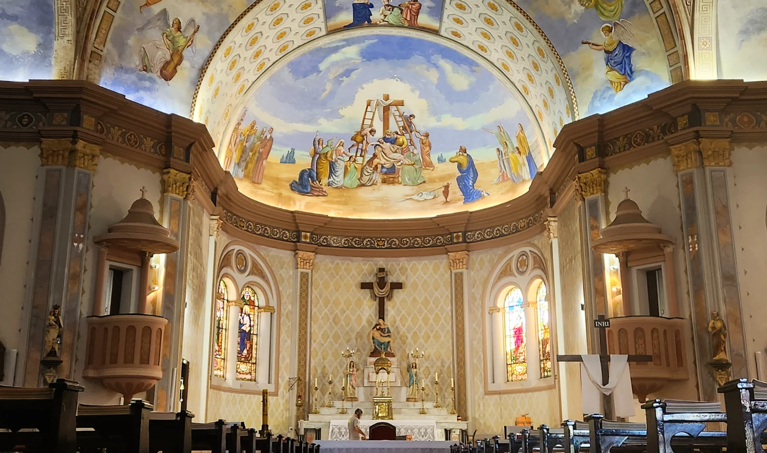Santa Maria — interior de igreja histórica